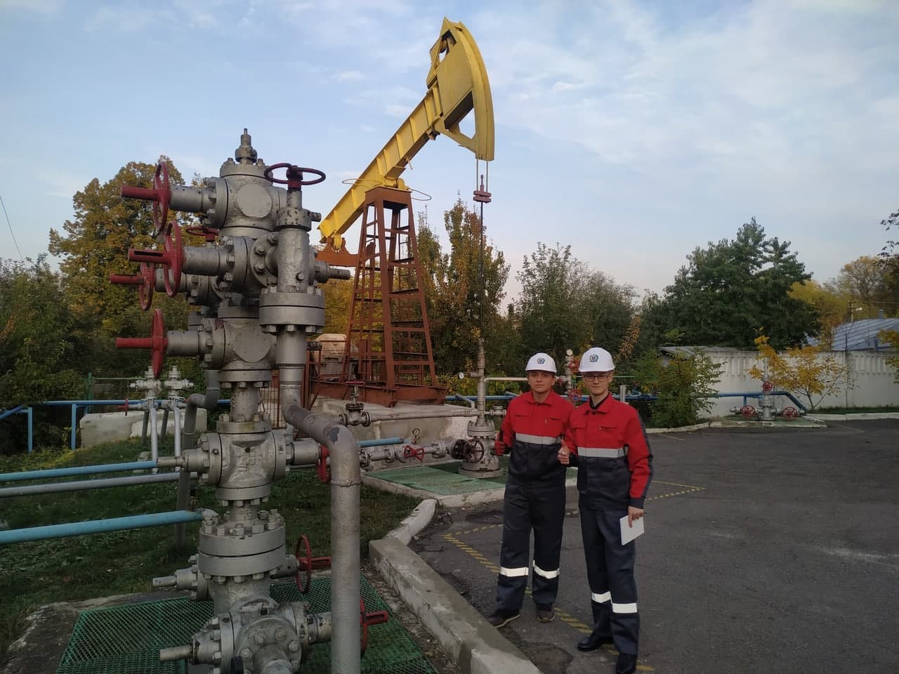 нафта коледж