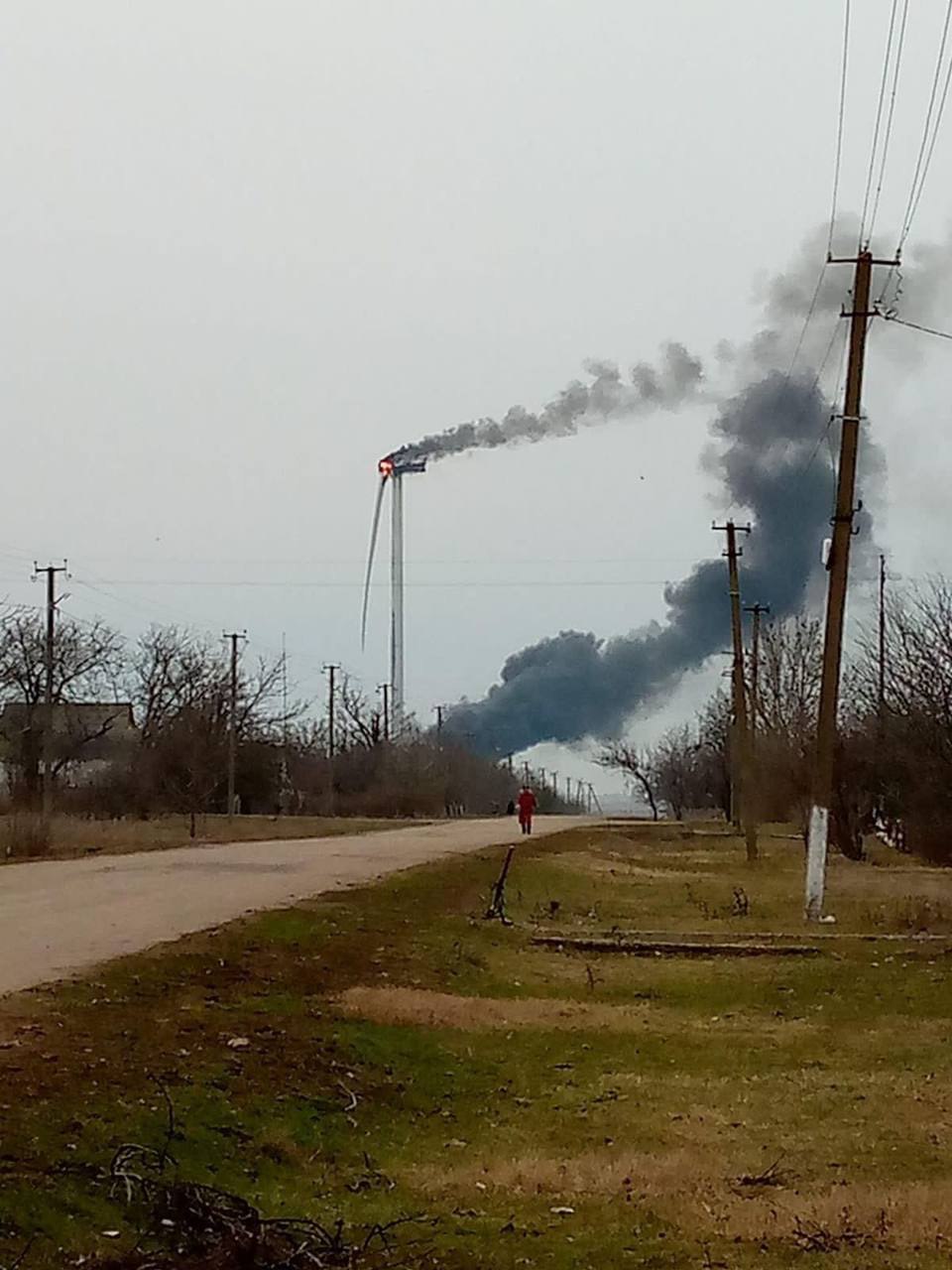 Пошкодження внаслідок артобстрілу турбіна ВЕС (фото Української вітроенергетичної асоціації)