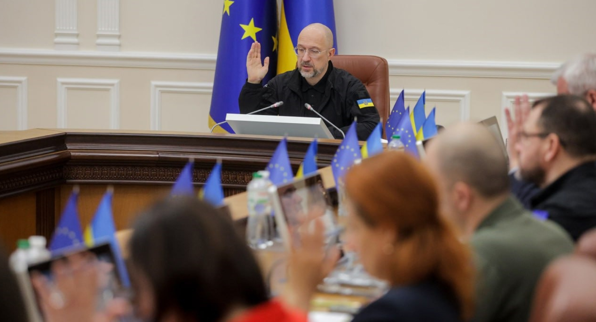 Уряд спростив процедури для відновлення і будівництва обʼєктів