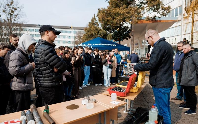 &laquo;Укрнафта&raquo; провела День реального виробництва для студентів ІФНТУНГ